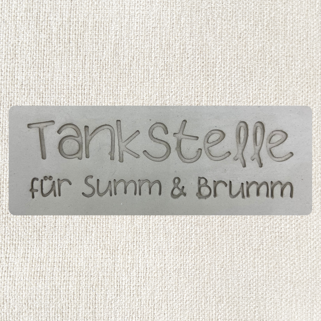 Tankstelle für Summ & Brumm