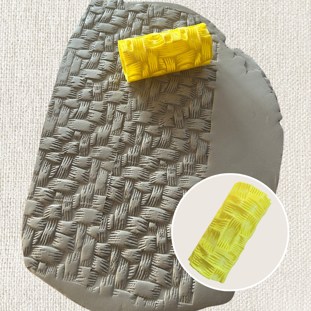 Flecht-Muster Stempel by Tonstempel, showcasing intricate woven pattern design for pottery decoration.