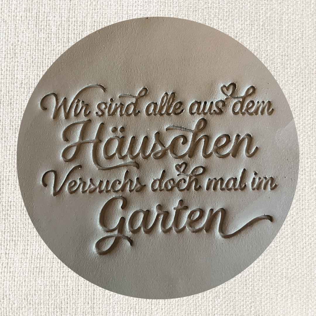 Wir sind alle aus dem Häuschen. Versuchs doch mal im Garten